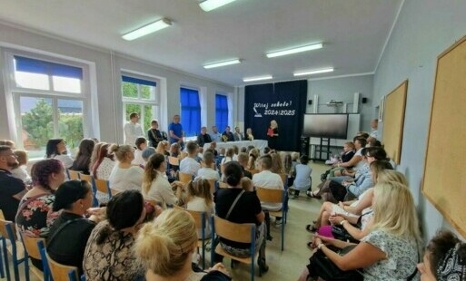 Zdjęcie do UROCZYSTE ROZPOCZĘCIE ROKU SZKOLNEGO 2024/2025