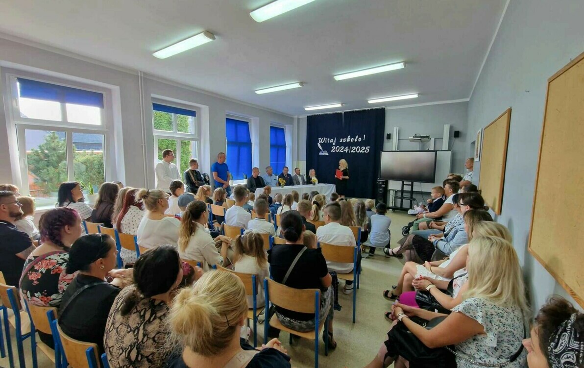 Zdjęcie do UROCZYSTE ROZPOCZĘCIE ROKU SZKOLNEGO 2024/2025