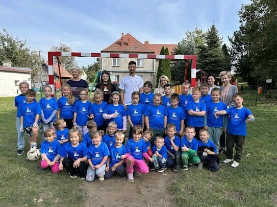 Zdjęcie do Odwiedziny absolwenta - Pan Mateusz Lewalski w Naszej Szkole!