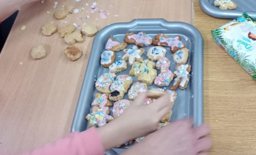 Zdjęcie do Pierniczkowy dzień w przedszkolu 