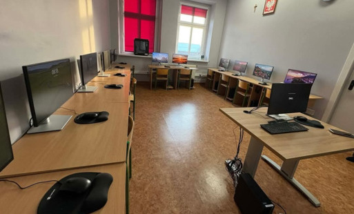 Zdjęcie do Od myszki do sukcesu - wyr&oacute;wnujemy szanse edukacyjne 