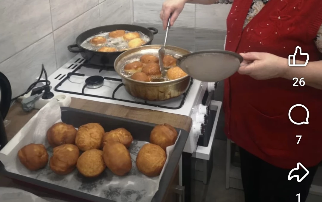 Zdjęcie do Pączek dla Błażejka od Pań z Komierowa 
