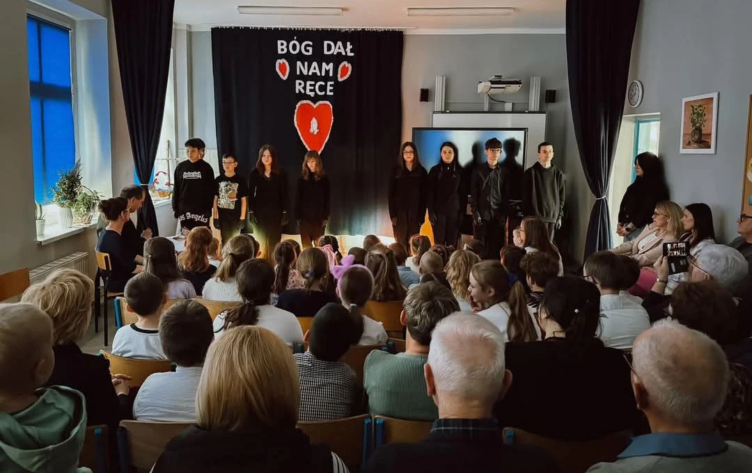 Zdjęcie do "B&oacute;g dał nam ręce"