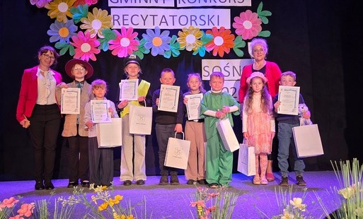 Zdjęcie do Gminny Konkurs Recytatorski 